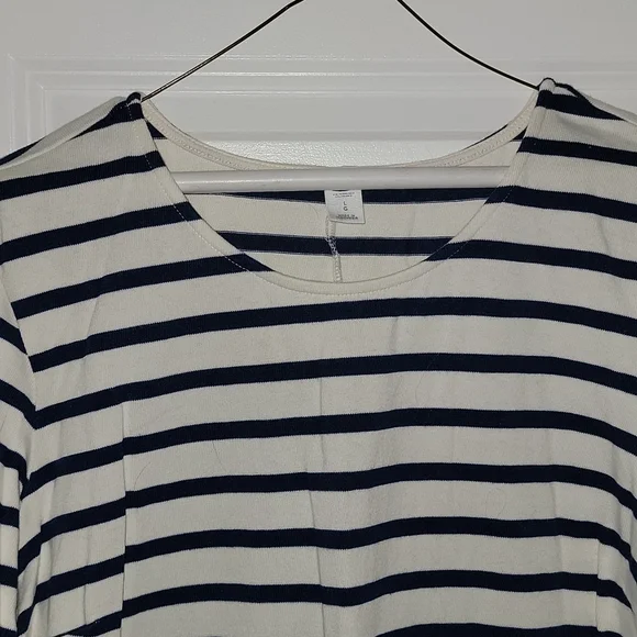 Old Navy Blue and White Striped Midi Dress - Picture 2 of 4